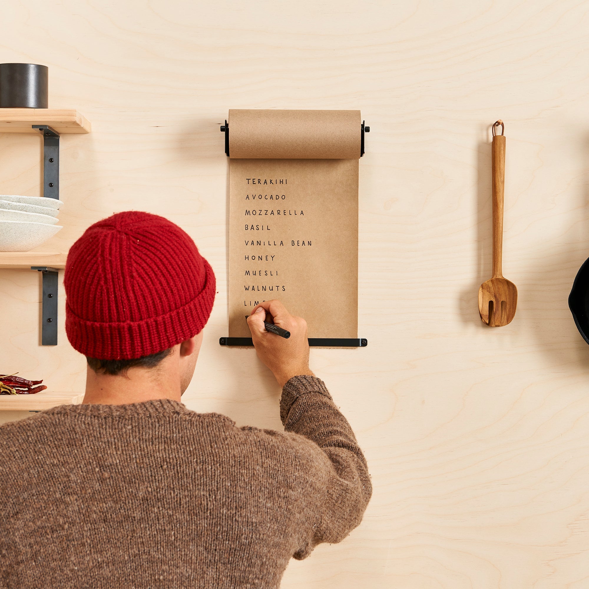 brown paper note roller